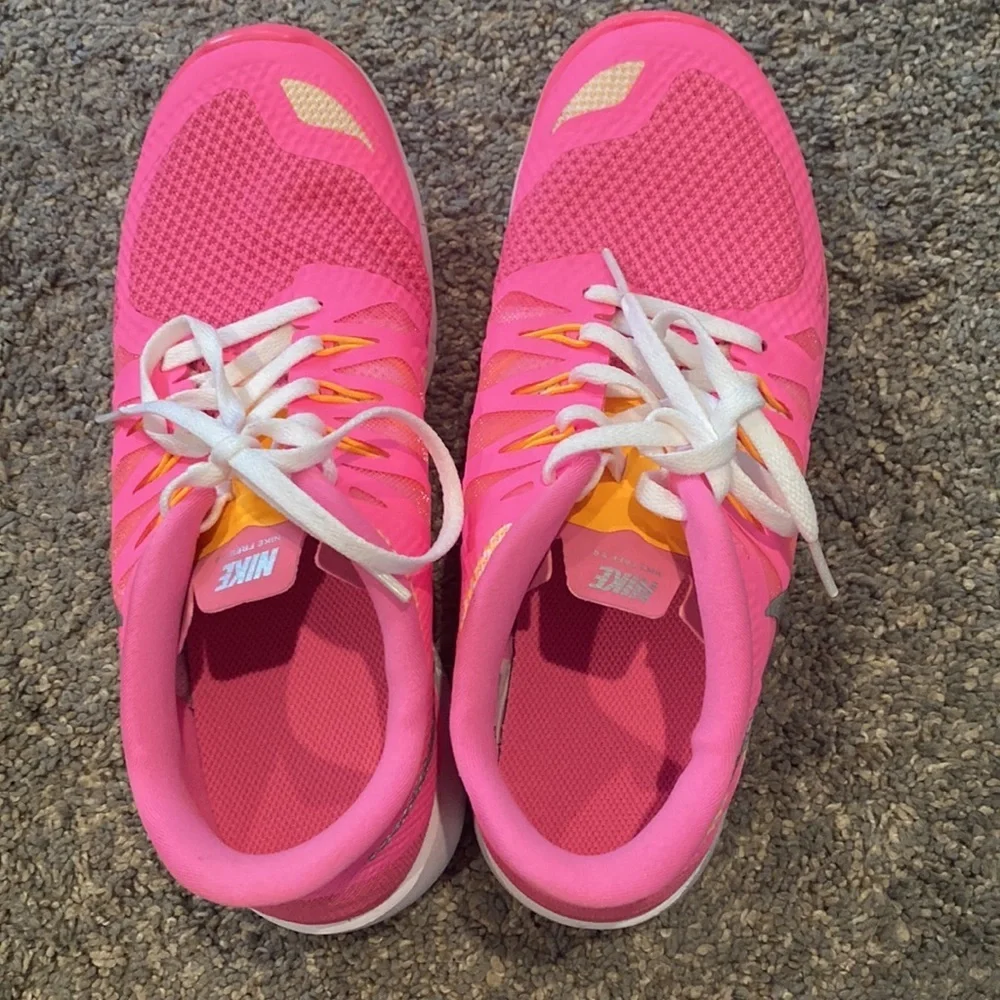 Nike free 5.0 sneakers